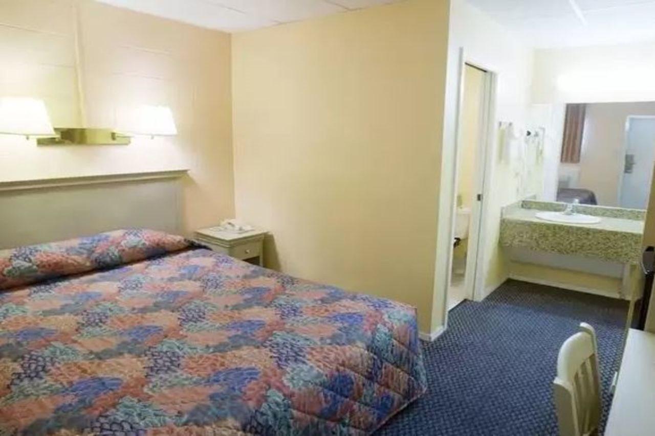 Americas Best Value Inn San Antonio/Lackland Afb Екстер'єр фото